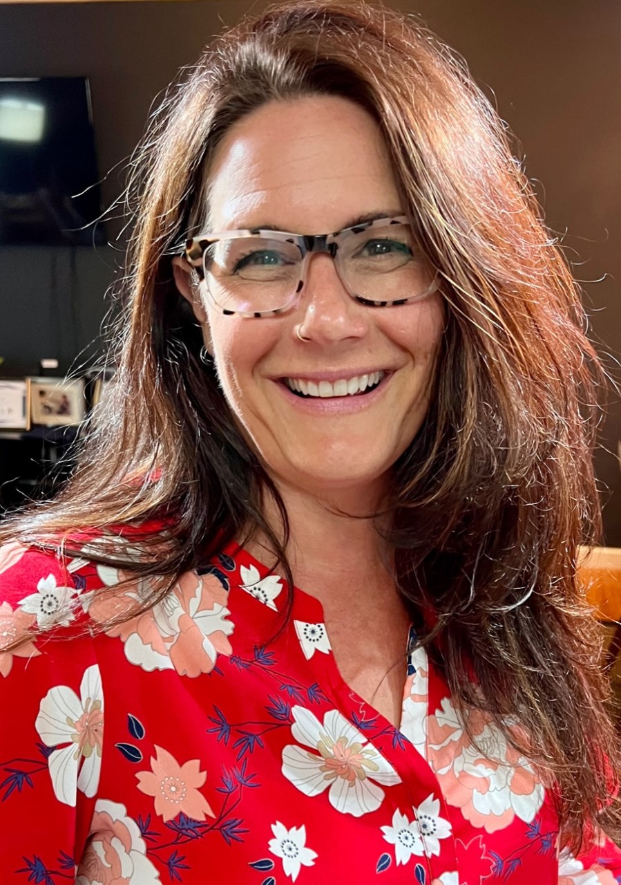 Linda Cook photo